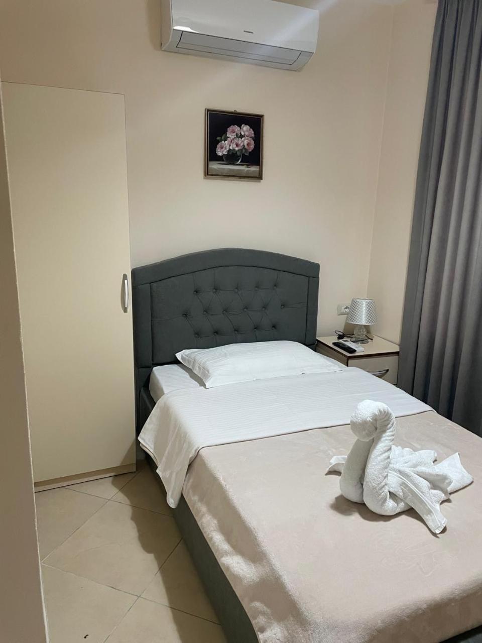 R Hotel Zhaban Екстериор снимка