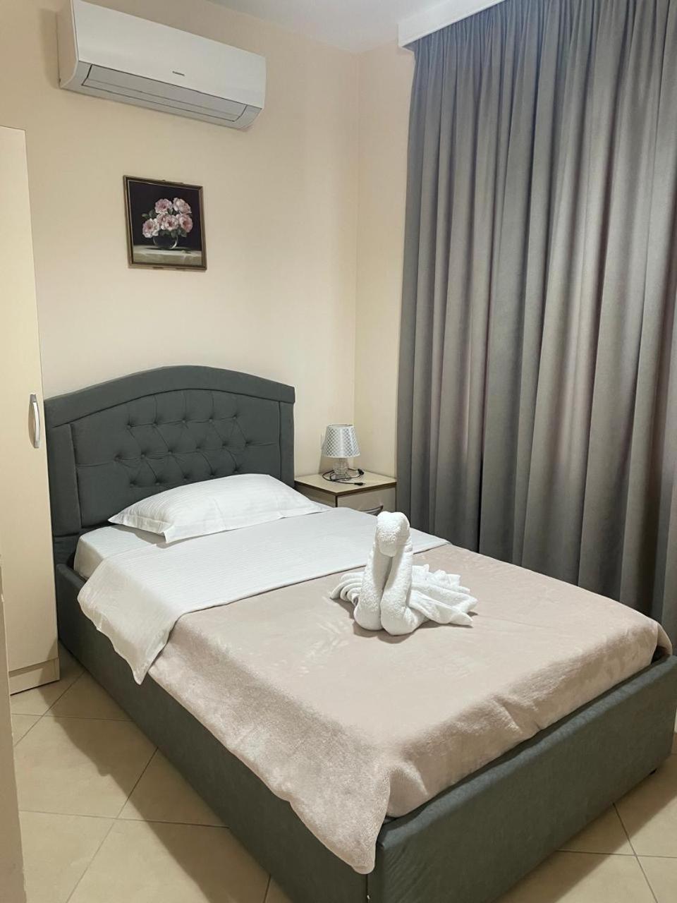 R Hotel Zhaban Екстериор снимка